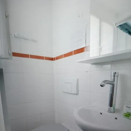 ++++ Privee Arc De Triomphe / Private Arc De Triomphe ++++ Homestay szállás *